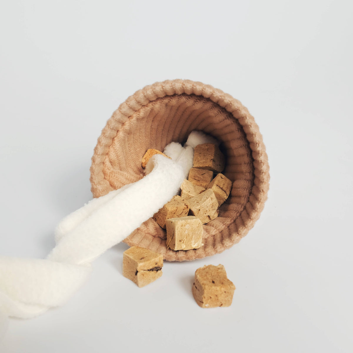 ICE CREAM POP enrichment game with toy ball