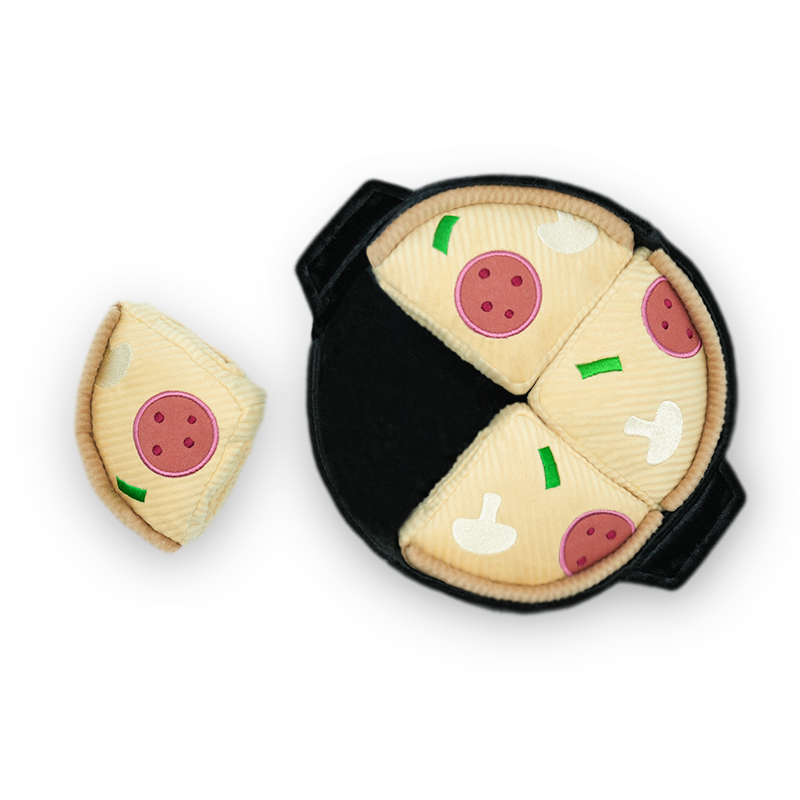 Hundespielzeug „Deep Dish Pizza“ zur Bereicherung