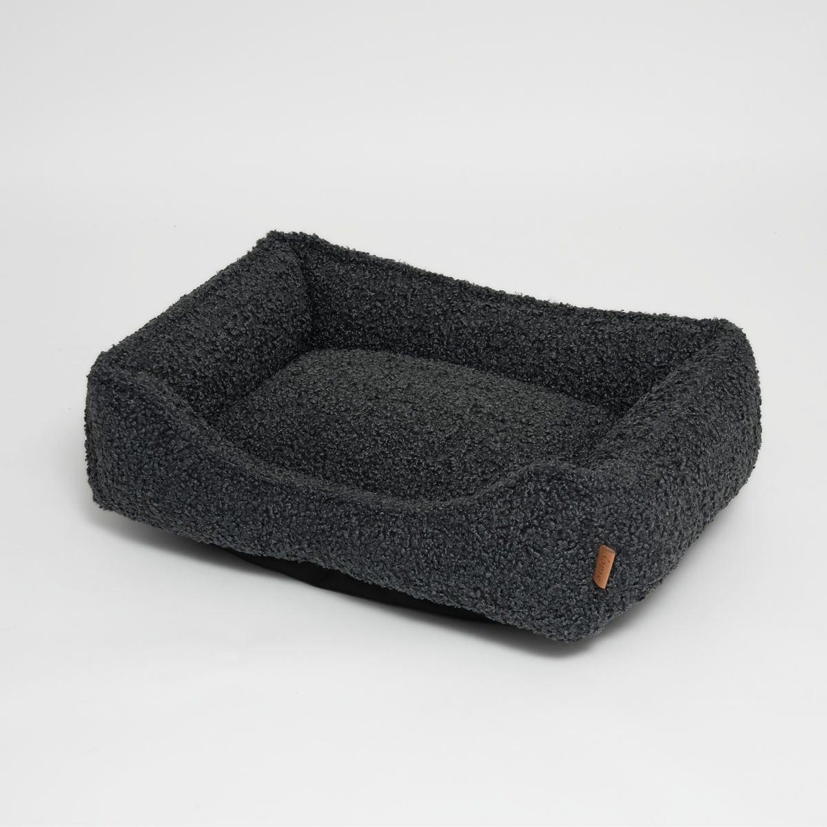 Cuccia Tora Storm – Staey