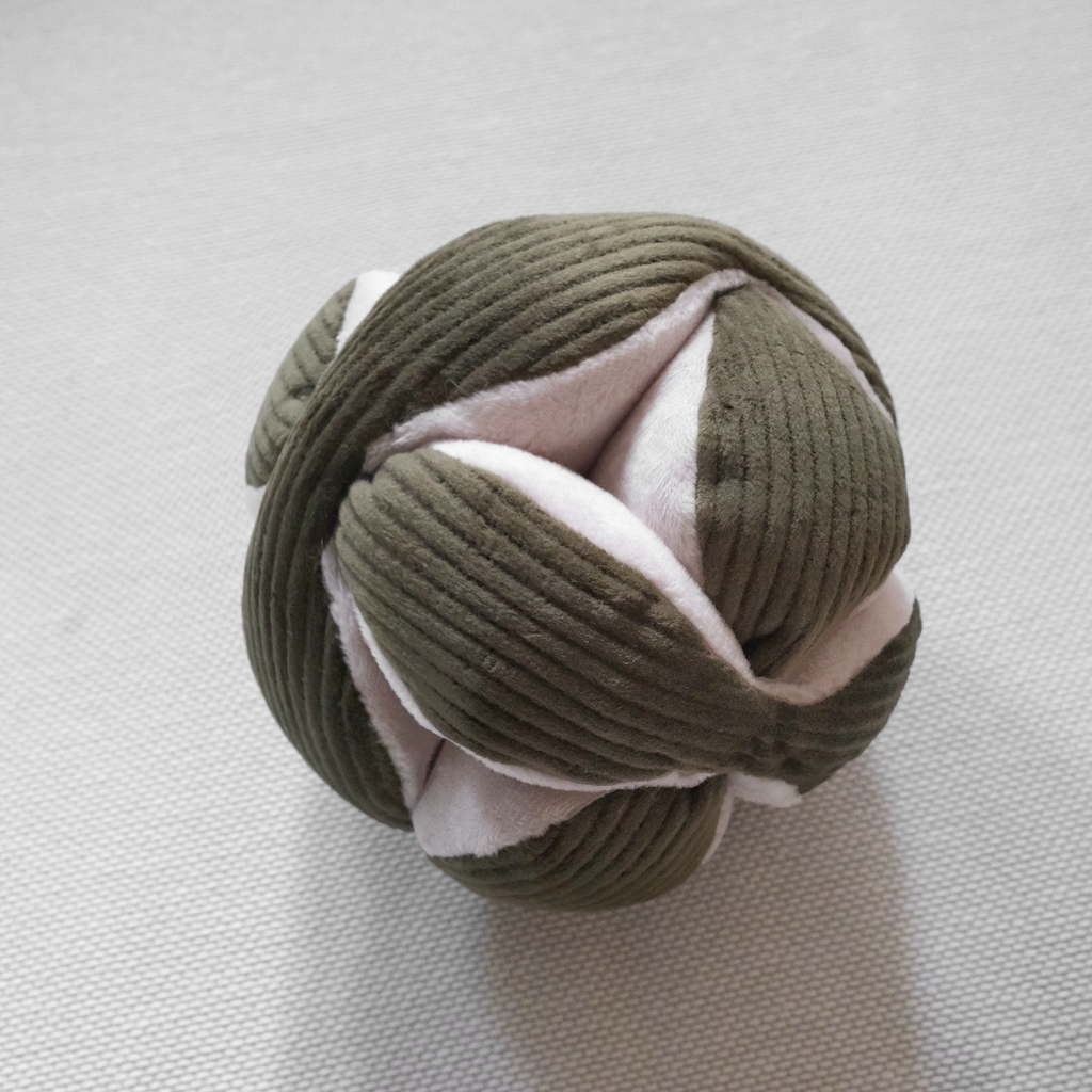 Dog Snuffle Toy MONTI Mint – Lambwolf Collective
